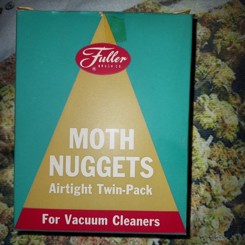 ☆VINTAGE FULLER BRUSH MOTH NUGGETS AIRTIGHT TWIN-PACK☆
